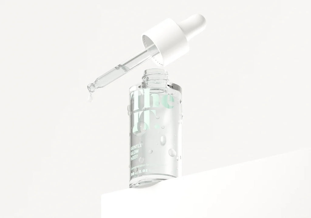 The It by Celldraw Gentle Glow H2O7 hyaluronic acid serum with dropper for intensive hydration